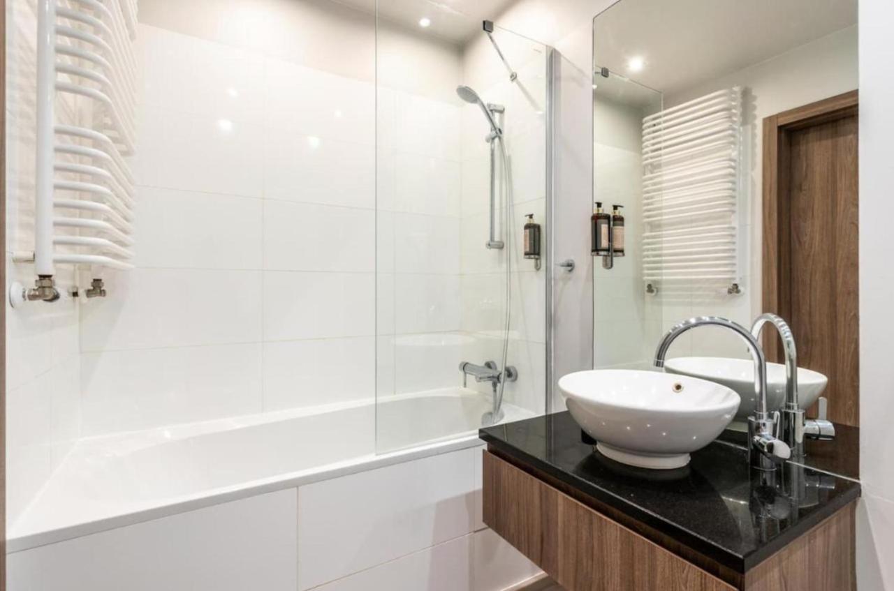 Golden Apartments Warsaw - Browary Warszawskie - Luxury & Cozy Apartments - Oxygen Residence- Wronia Εξωτερικό φωτογραφία